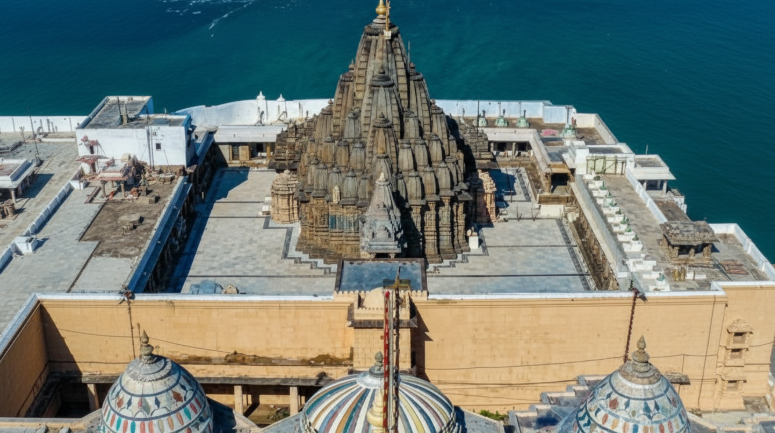 Book Akshat Chadhava at Girnar Jain Temple