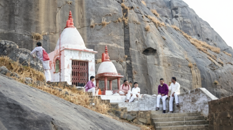 What Makes Girnar Jain Temples Sacred for Devotees