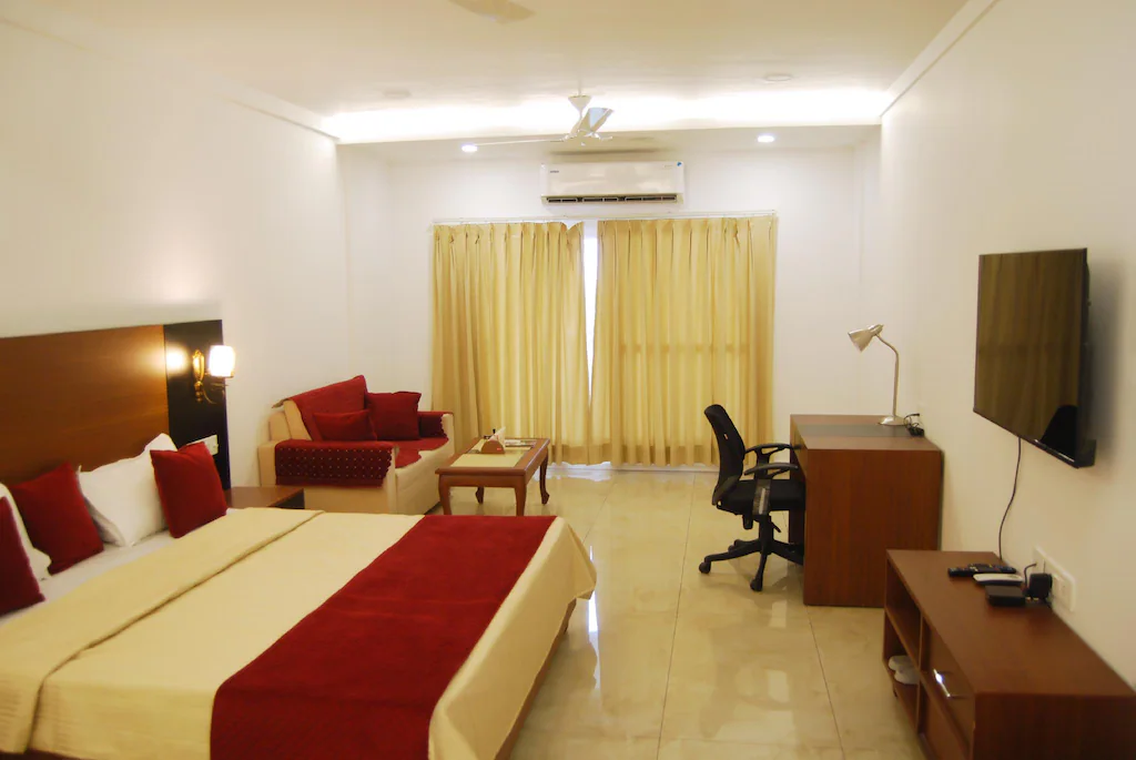 HOTEL GREY PELICAN TOURIST RESORT