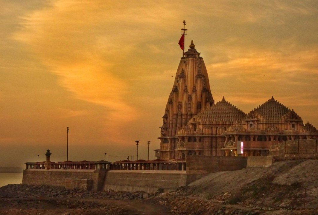 What Makes Somnath Jyotirlinga Sacred for Devotees