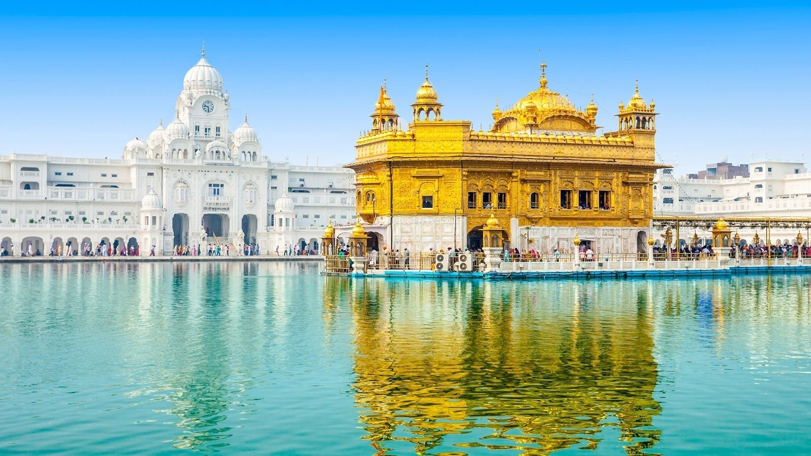 What Makes The Golden Temple Sacred for Devotees