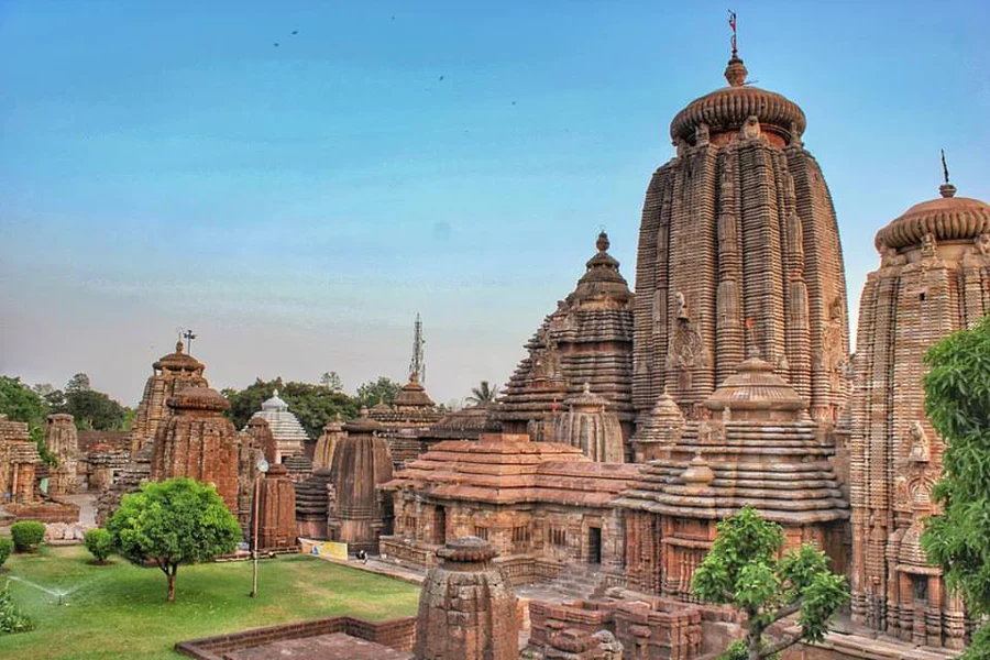 What Makes Lingaraj Temple Sacred for Devotees