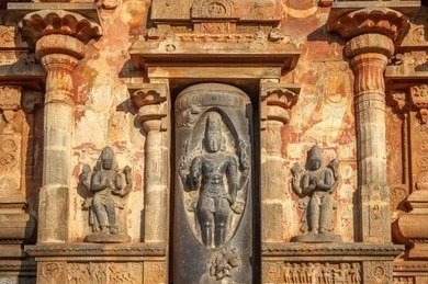 What Makes Airavatesvara Temple Sacred for Devotees