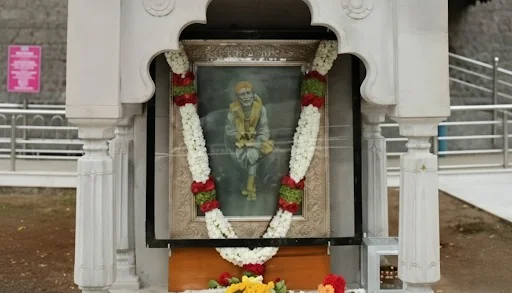 What Makes Sai Baba Mandir Sacred for Devotees